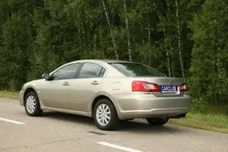 Тест-драйв Mitsubishi Galant: «американізація»