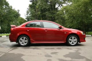 Тест-драйв Mitsubishi Lancer 4WD: заявка на лидерство