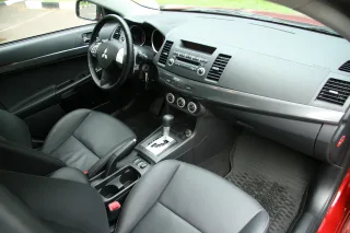 Тест-драйв Mitsubishi Lancer 4WD: заявка на лидерство