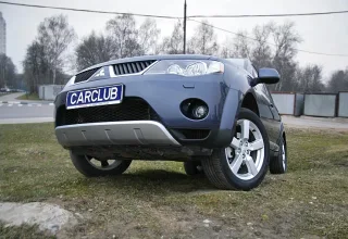 Mitsubishi Outlander XL: Паркетный проходимец