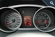 Mitsubishi Outlander XL: Паркетный проходимец