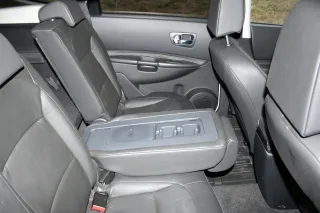 Тест-драйв Nissan Qashqai+2: Одним махом