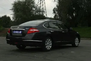 Тест-драйв Nissan Teana: справжній бізнес-клас
