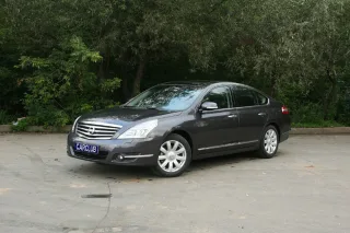 Тест-драйв Nissan Teana: справжній бізнес-клас
