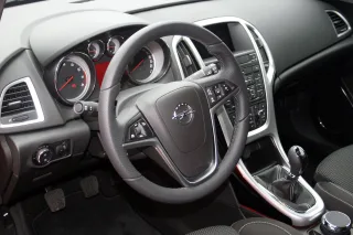 Opel Astra New: В новый класс