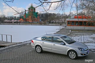 Opel Astra sedan: Міський спортсмен