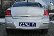 Opel Astra sedan: Міський спортсмен