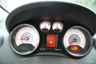 Peugeot 308: Недамский угодник