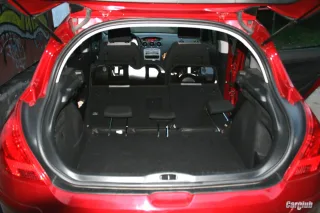 Peugeot 308: Недамский угодник