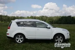 Test drive Peugeot 4007: three to one