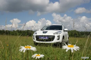 Test drive Peugeot 4007: three to one