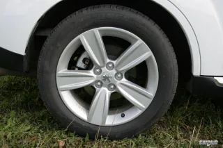 Test drive Peugeot 4007: three to one