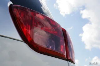 Test drive Peugeot 4007: three to one