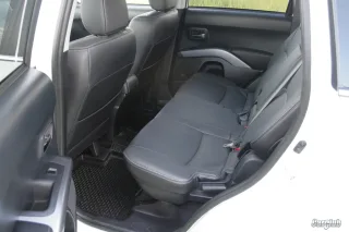 Test drive Peugeot 4007: three to one