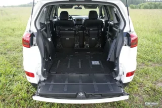Test drive Peugeot 4007: three to one