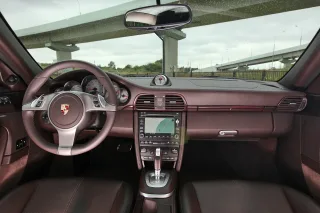 Test drive Porsche Carrera S: The Premier League