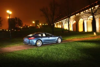 Тест-драйв Porsche Panamera Turbo: кулак ярости