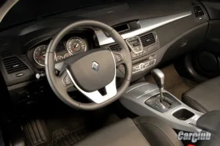 Тест-драйв Renault Laguna Coupe: высокий стиль