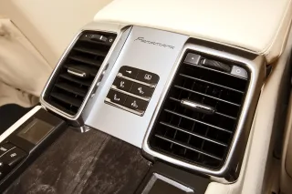 Тест-драйв Porsche Panamera Turbo: кулак ярости