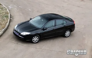 Test drive Renault Laguna: the right course