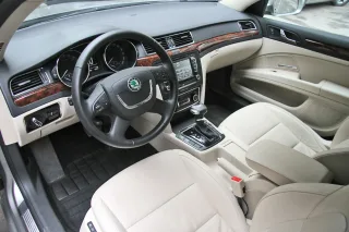 Тест-драйв Skoda Superb: инструмент для бизнеса