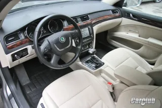 Тест-драйв Skoda Superb: инструмент для бизнеса