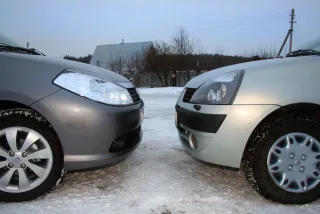 Renault Symbol: Перемога над стійкою