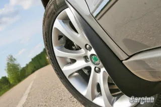 Тест-драйв Skoda Superb: инструмент для бизнеса