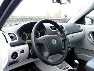 Skoda Roomster: Дві кімнати на колесах