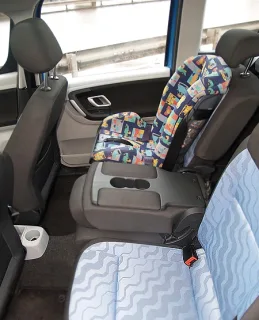 Skoda Roomster: Дві кімнати на колесах