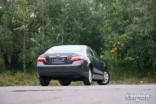 Тест-драйв Toyota Camry: бізнес «по-нашому»