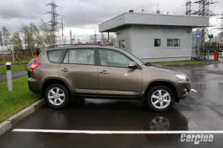 Toyota RAV4: Наш розмірчик
