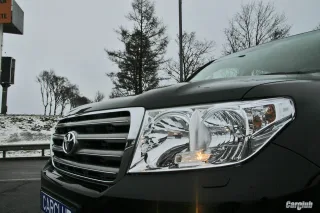 Toyota Land Cruiser 200: Не ідеальний