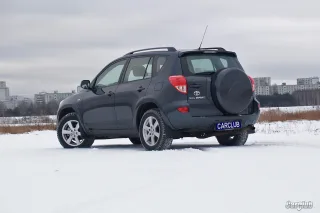 Toyota RAV4 2,4: Чоловіча гідність
