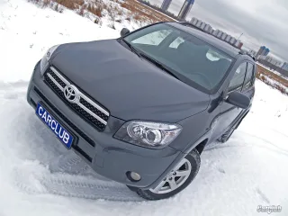Toyota RAV4 2,4: Чоловіча гідність