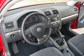 Volkswagen Golf Variant: универсальный вариант