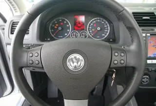 Volkswagen Golf Variant: универсальный вариант