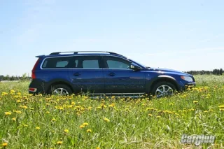 Volvo XC70 test drive: the power of thought