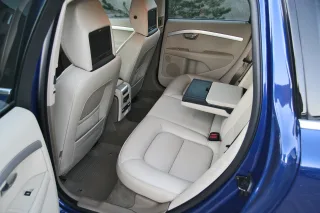 Volvo XC70 test drive: the power of thought