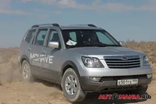 KIA Mohave. Bounding across the steppe.