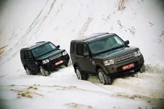 Полчетвёртого. Выясняем, чем старый Land Rover Discovery хуже новых двух