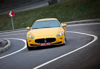 Три зуби. Встромляємо в зиму Maserati GranTurismo і Quattroporte S