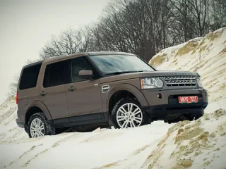 Полчетвёртого. Выясняем, чем старый Land Rover Discovery хуже новых двух
