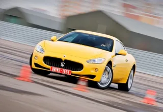 Три зуби. Встромляємо в зиму Maserati GranTurismo і Quattroporte S