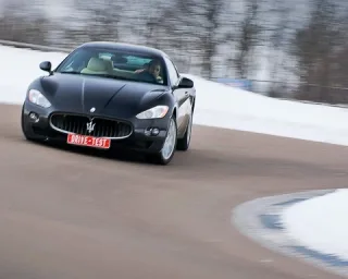 Три зуби. Встромляємо в зиму Maserati GranTurismo і Quattroporte S