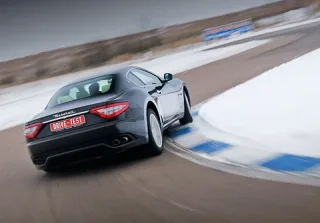 Три зуби. Встромляємо в зиму Maserati GranTurismo і Quattroporte S