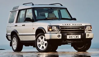Полчетвёртого. Выясняем, чем старый Land Rover Discovery хуже новых двух