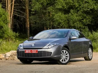 Одно купе до дачи. Внимаем странным звукам из-под капота купе Renault Laguna
