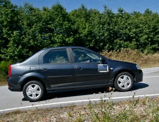 In hindsight. We explain the issue of saving on Logan at the Renault test site