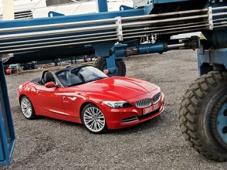 Нелёгкое поведение. Стоит ли по-прежнему оставаться мужиком за рулём BMW Z4